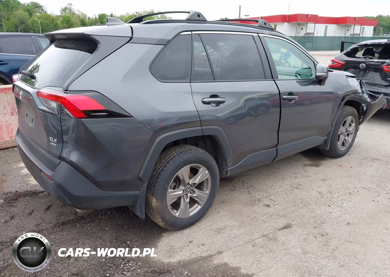 2023 Toyota Rav4 Xle VIN:2T3P1RFV8PC351801 - 4