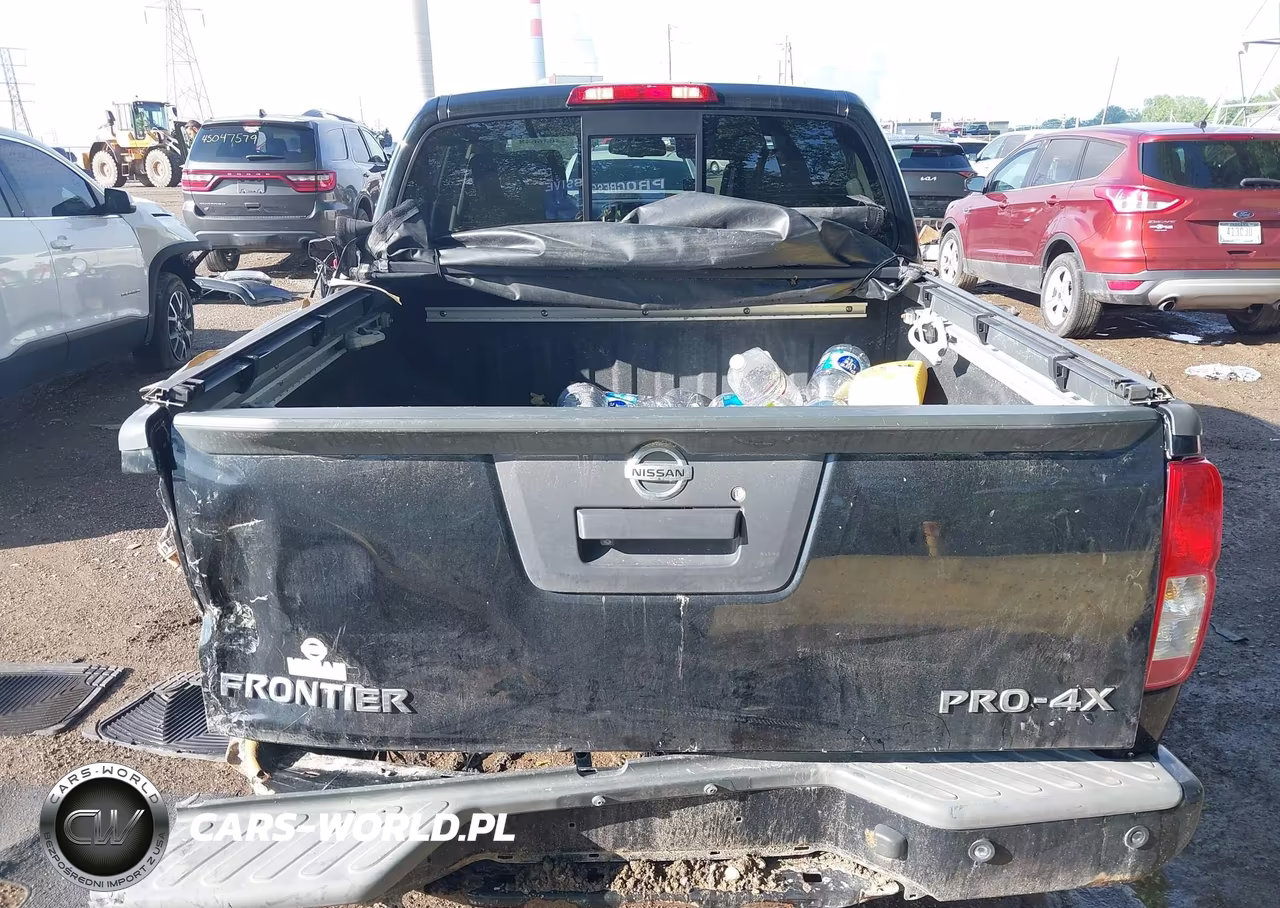 2015 Nissan Frontier Pro-4X VIN:1N6AD0EV6FN745941 - 16