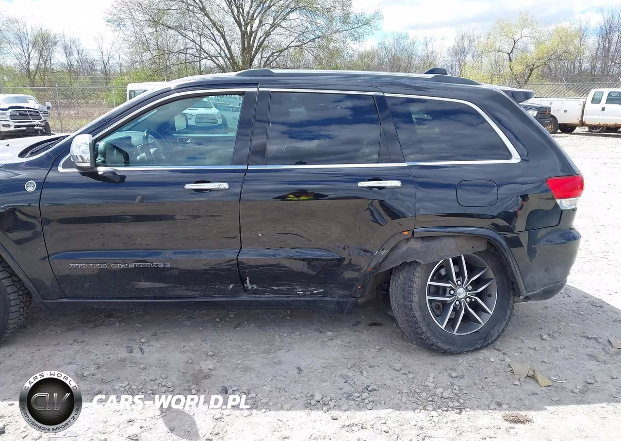2018 Jeep Grand Cherokee Overland 4X4 VIN:1C4RJFCM9JC479900 - 6