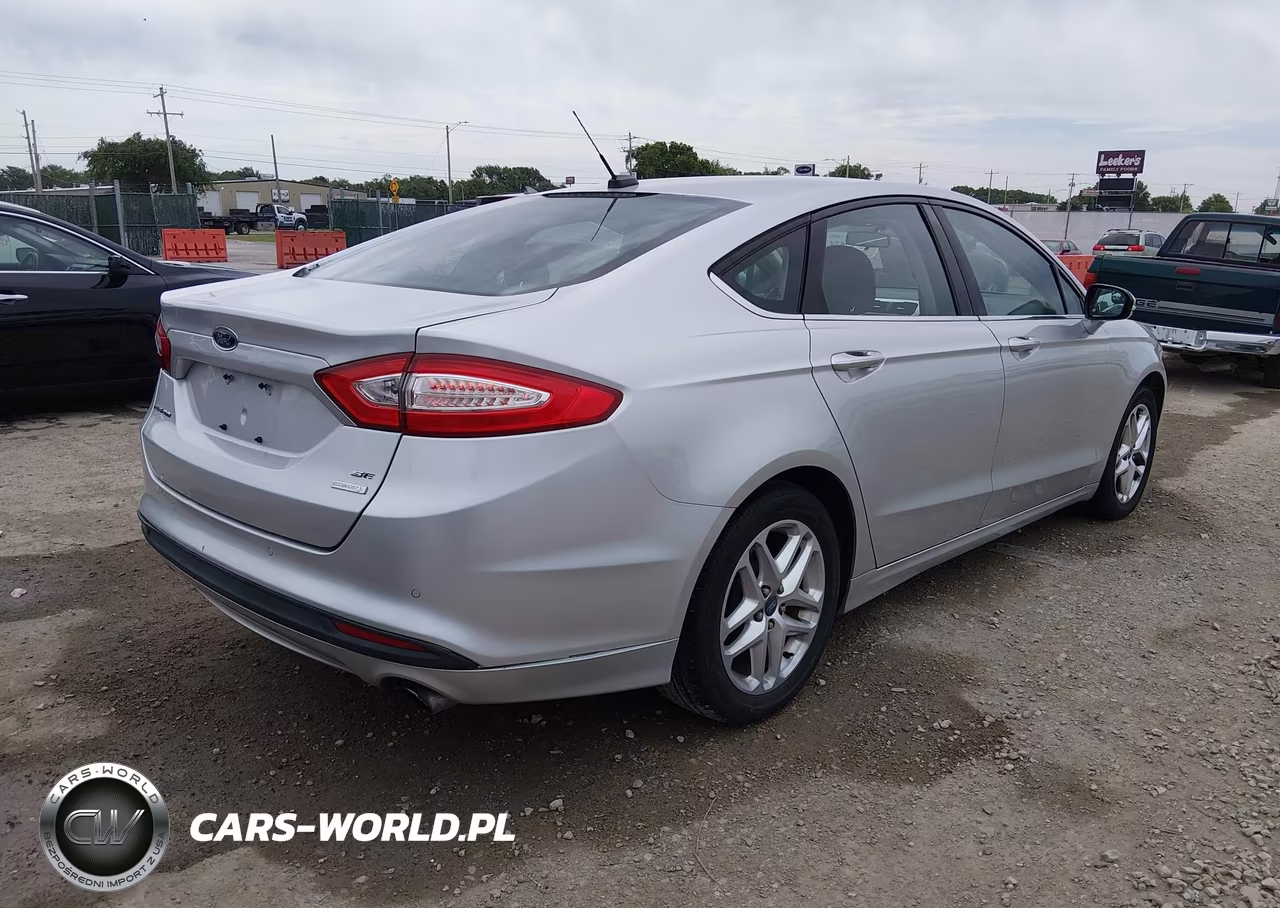 2013 Ford Fusion Se VIN:3FA6P0HR8DR103574 - 4