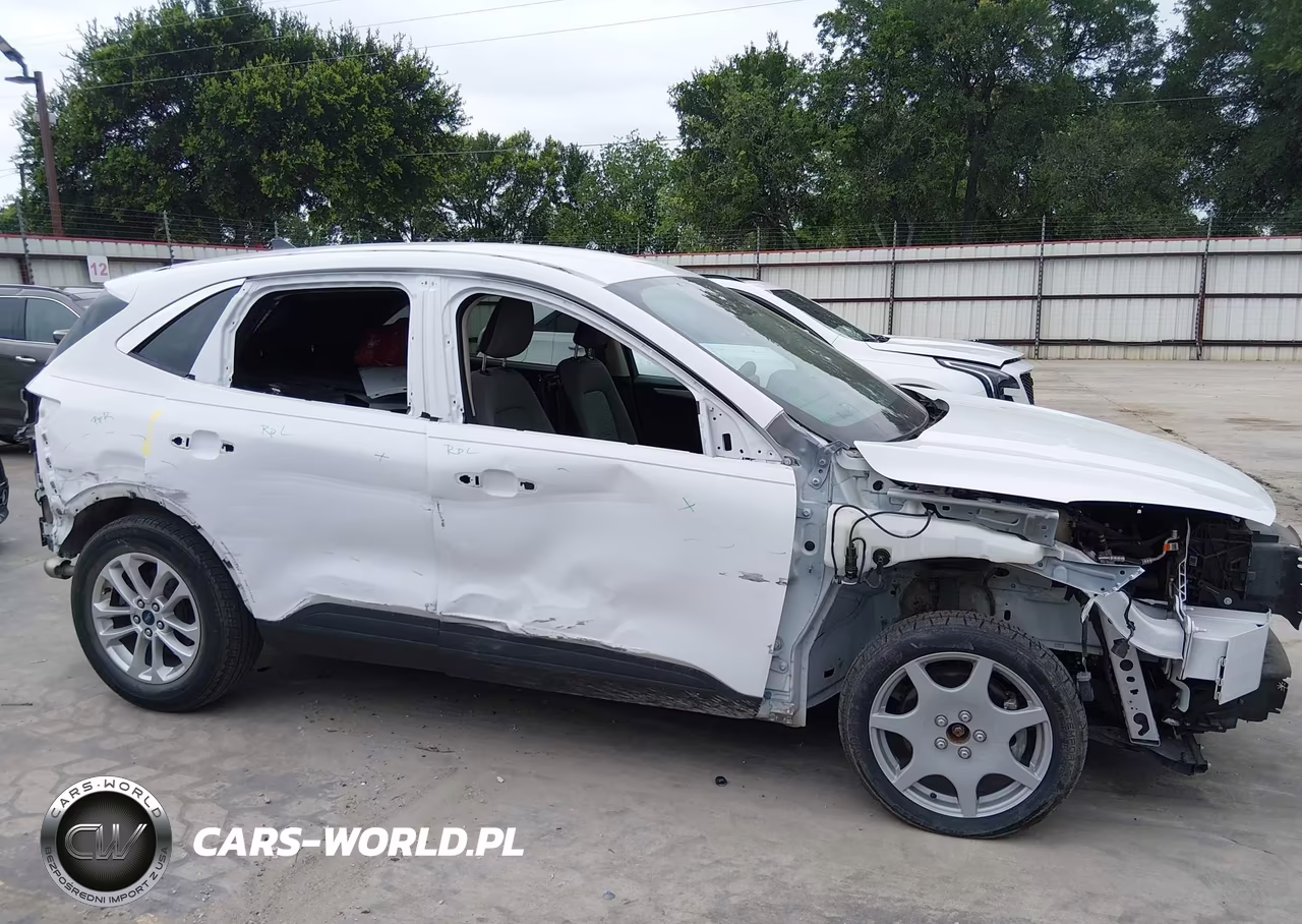 2020 Ford Escape Se VIN:1FMCU0G65LUC18438 - 6