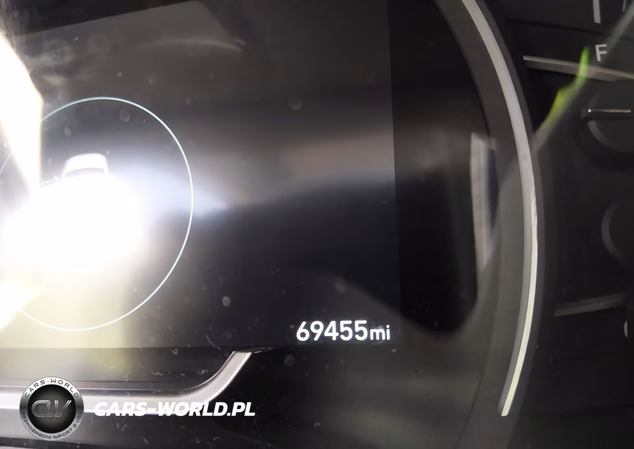 2019 Hyundai Santa Fe Ultimate 2.0T VIN:5NMS5CAA6KH107611 - 16