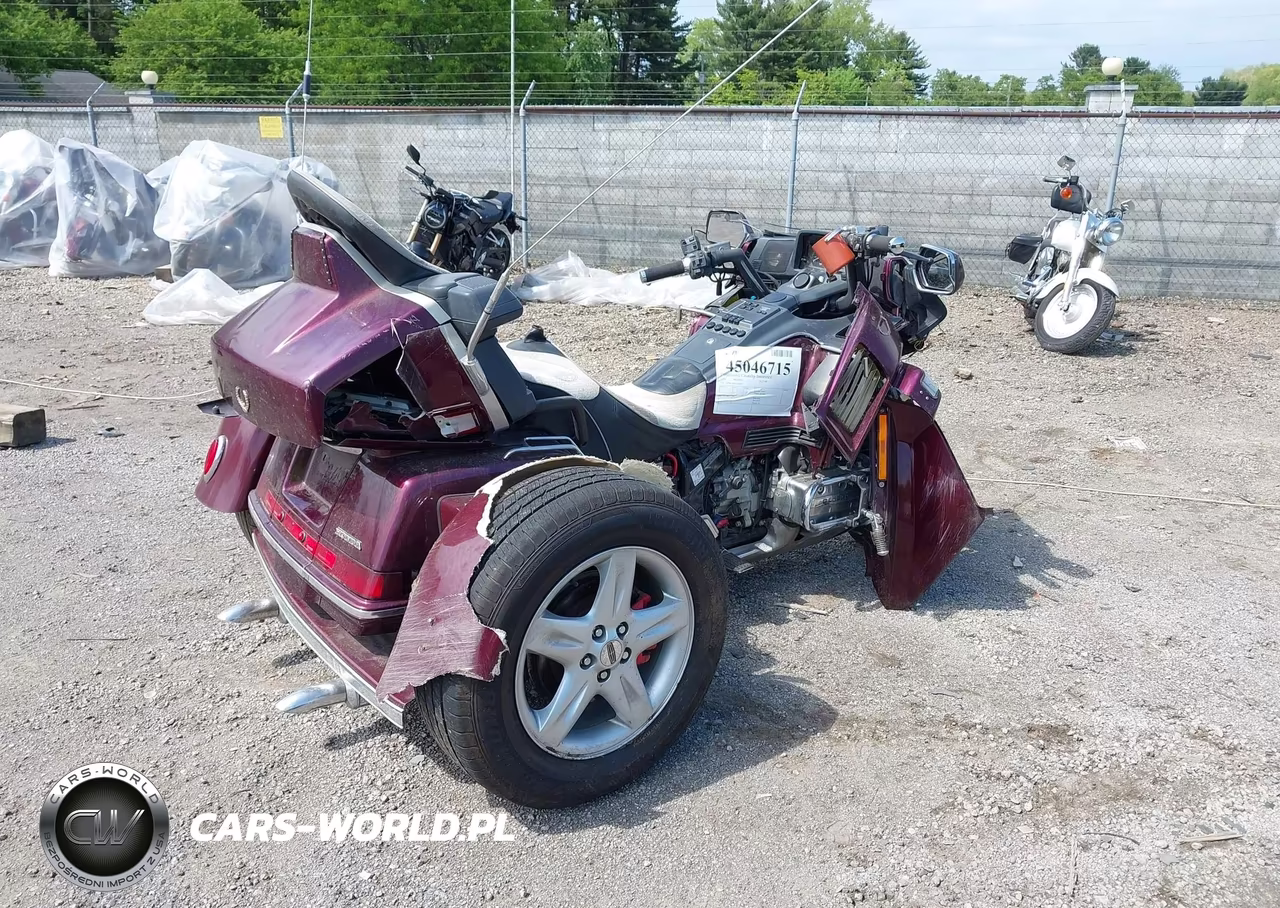 1990 Honda Gl1500 VIN:1HFSC2205LA201891 - 4
