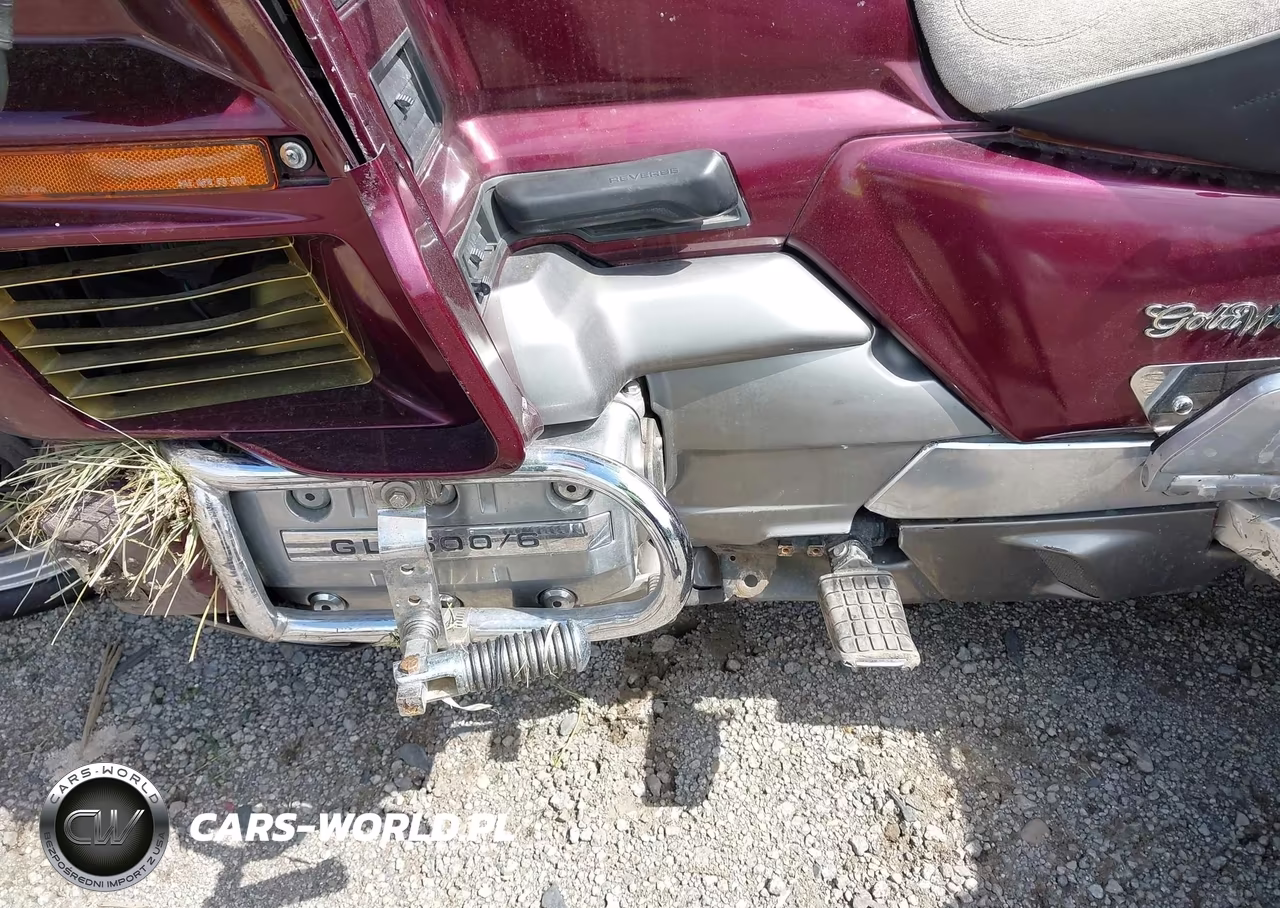 1990 Honda Gl1500 VIN:1HFSC2205LA201891 - 9