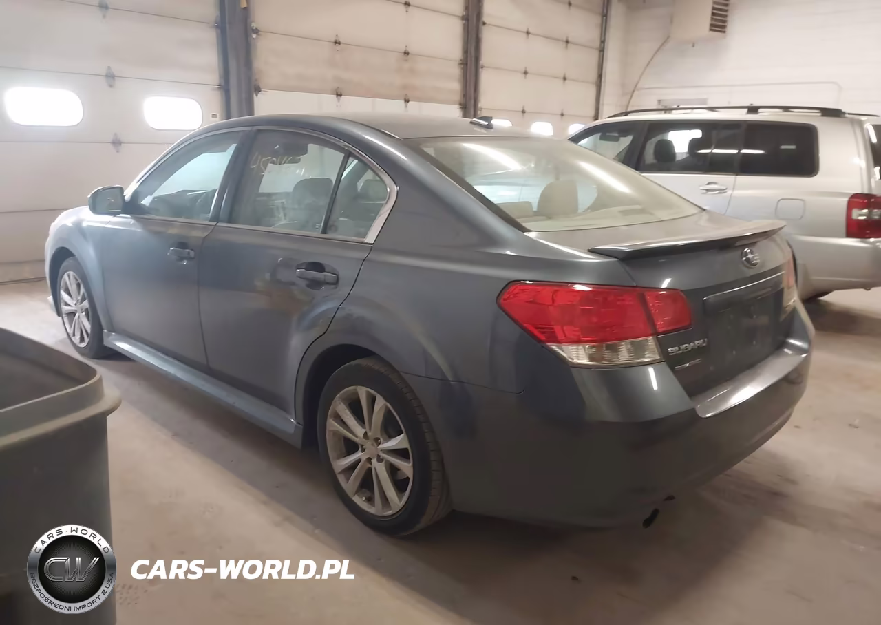 2014 Subaru Legacy 2.5I Premium VIN:4S3BMCC6XE3031132 - 3