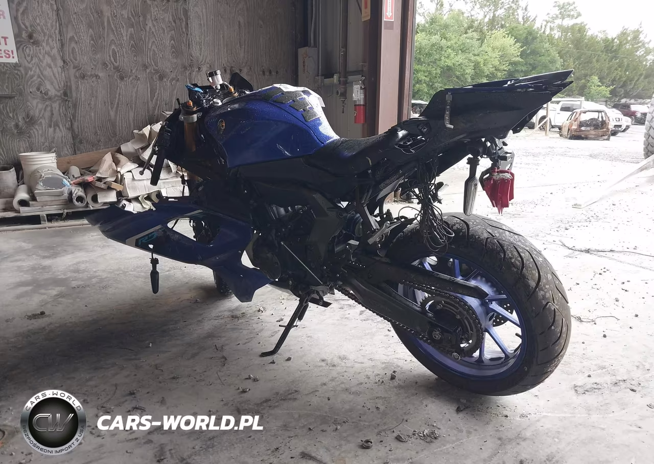2025 Yamaha Yzfr7 VIN:JYARM38E1SA019484 - 3