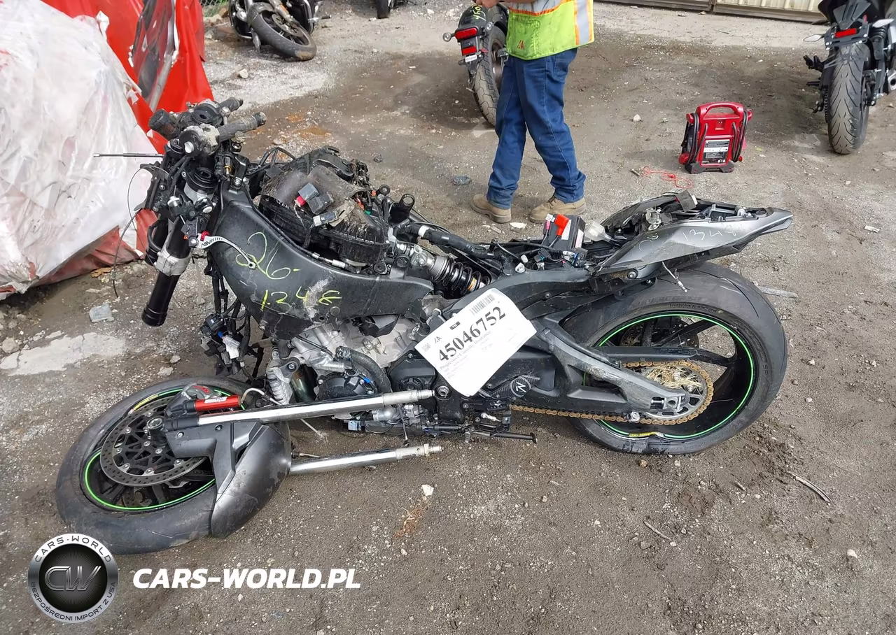 2025 Kawasaki Zx1002 T VIN:JKBZXVT17SA002108 - 13