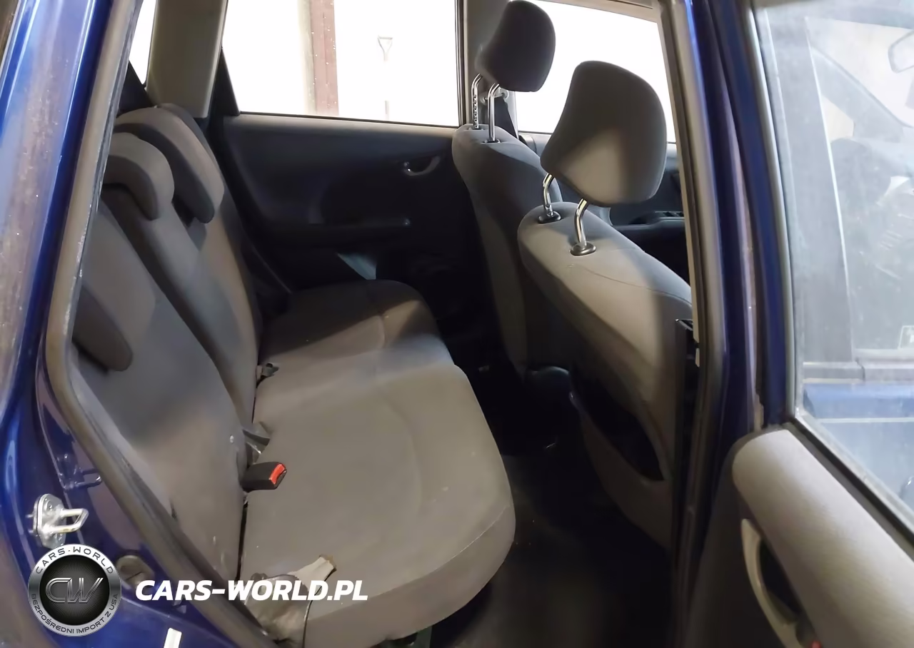 2013 Honda Fit VIN:JHMGE8H33DC055686 - 8