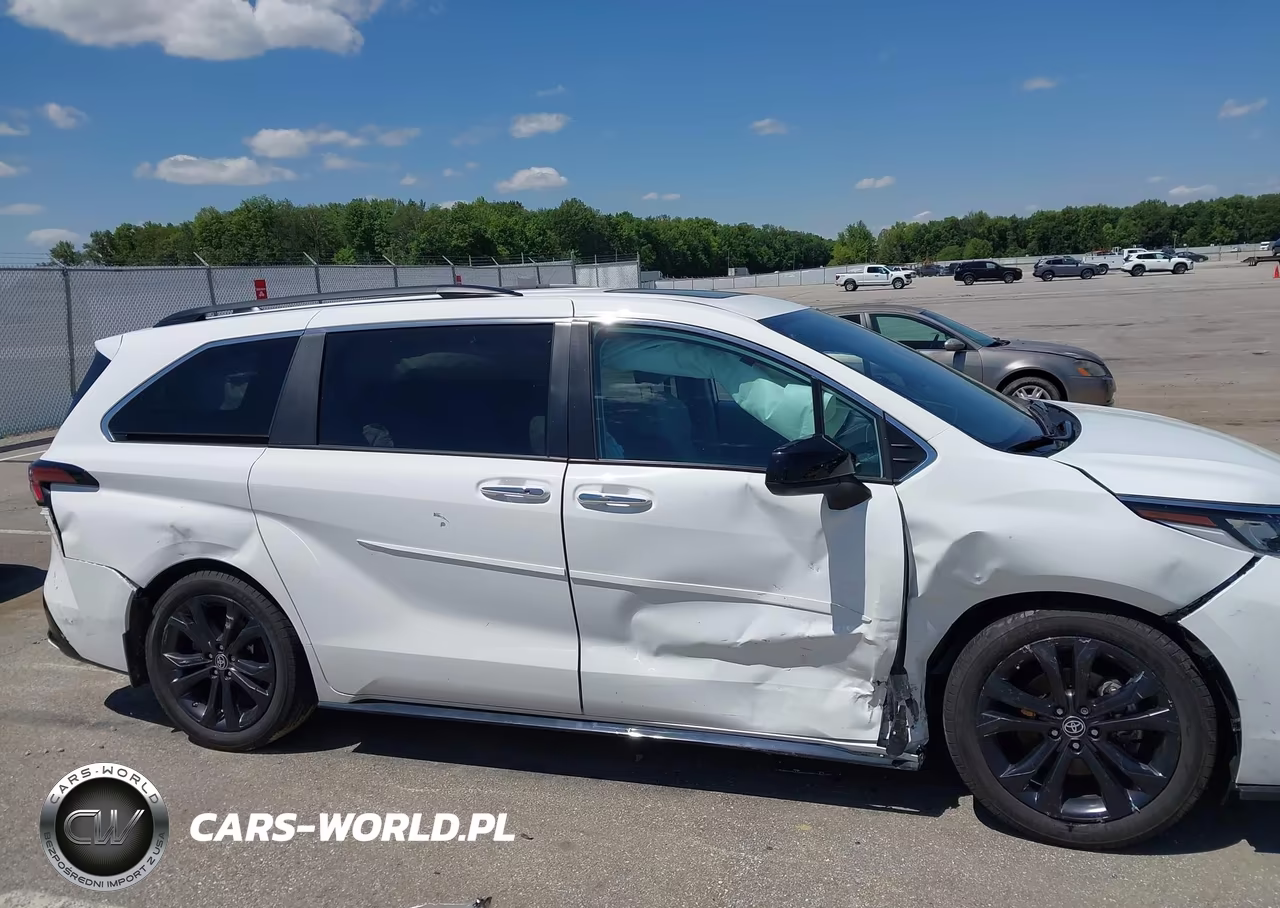 2023 Toyota Sienna Xse VIN:5TDDRKEC8PS152069 - 6