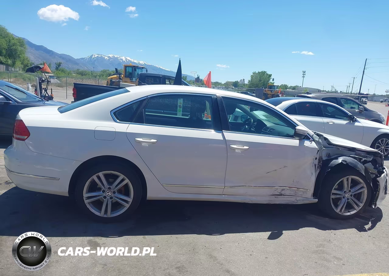 2013 Volkswagen Passat 2.0L Tdi Se VIN:1VWBN7A37DC123727 - 14