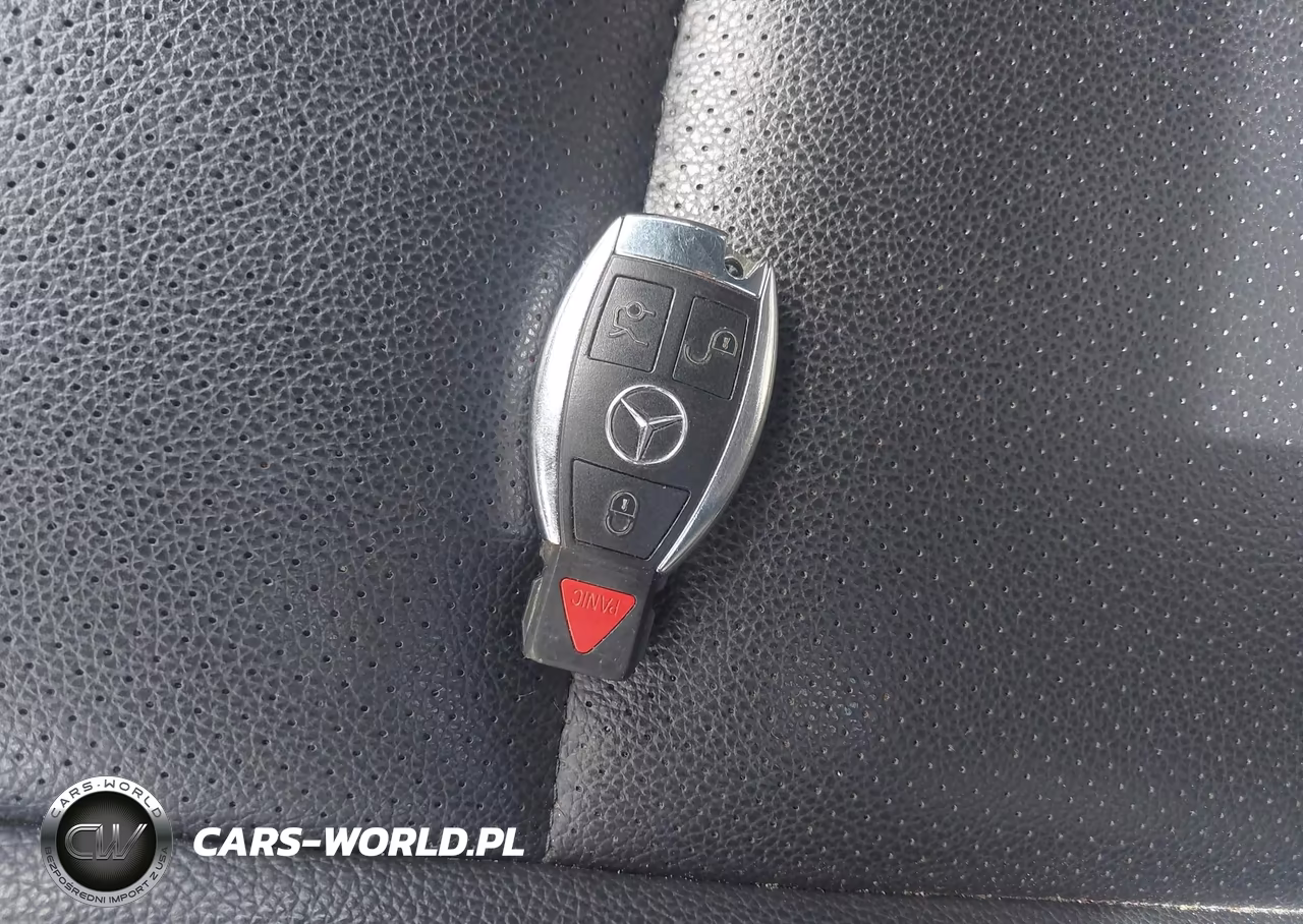 2010 Mercedes-Benz C 300 Luxury 4Matic-Sport 4Matic VIN:WDDGF8BB2AR126793 - 11