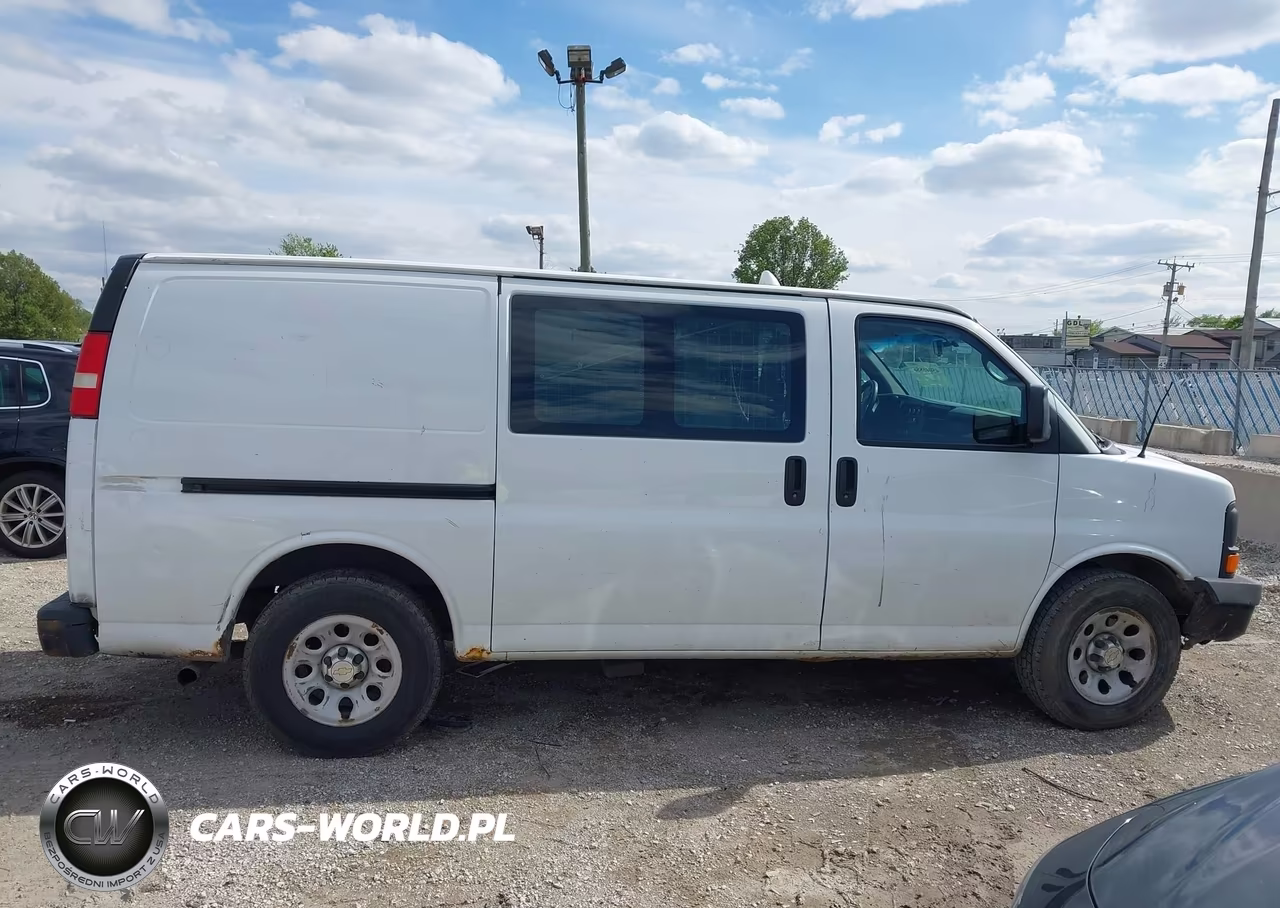 2014 Chevrolet Express 1500 Work Van VIN:1GCSGAFXXE1155171 - 13