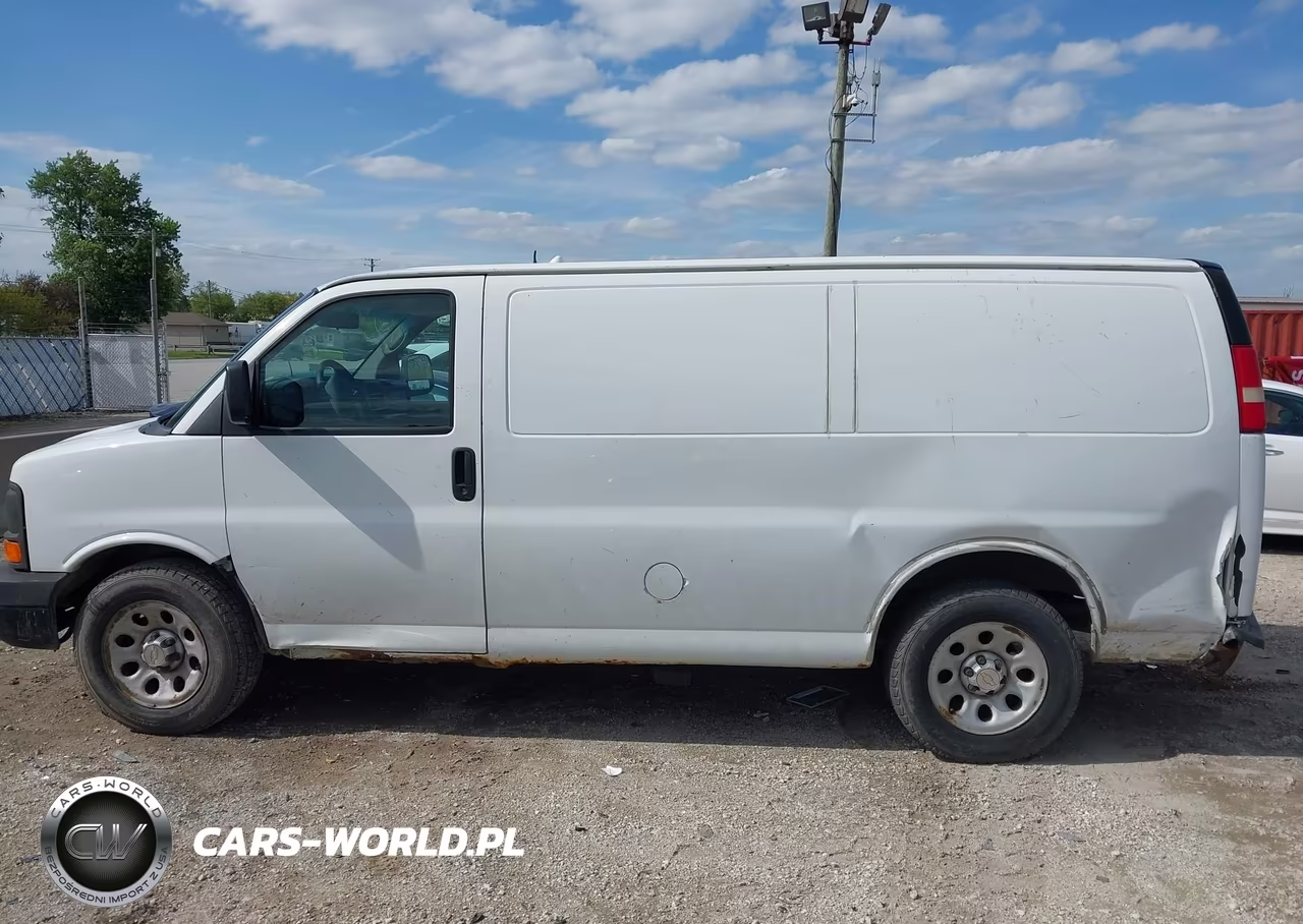 2014 Chevrolet Express 1500 Work Van VIN:1GCSGAFXXE1155171 - 14