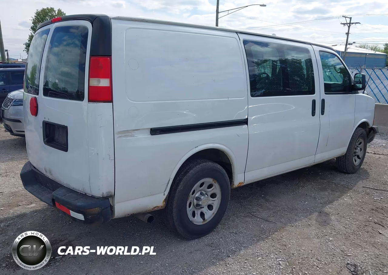 2014 Chevrolet Express 1500 Work Van VIN:1GCSGAFXXE1155171 - 4