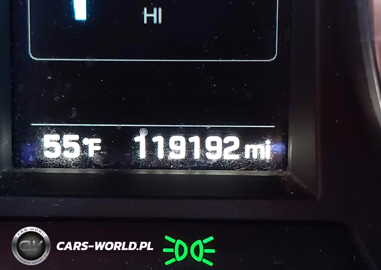 2017 Hyundai Santa Fe Sport 2.0T VIN:5XYZUDLA1HG501170 - 15