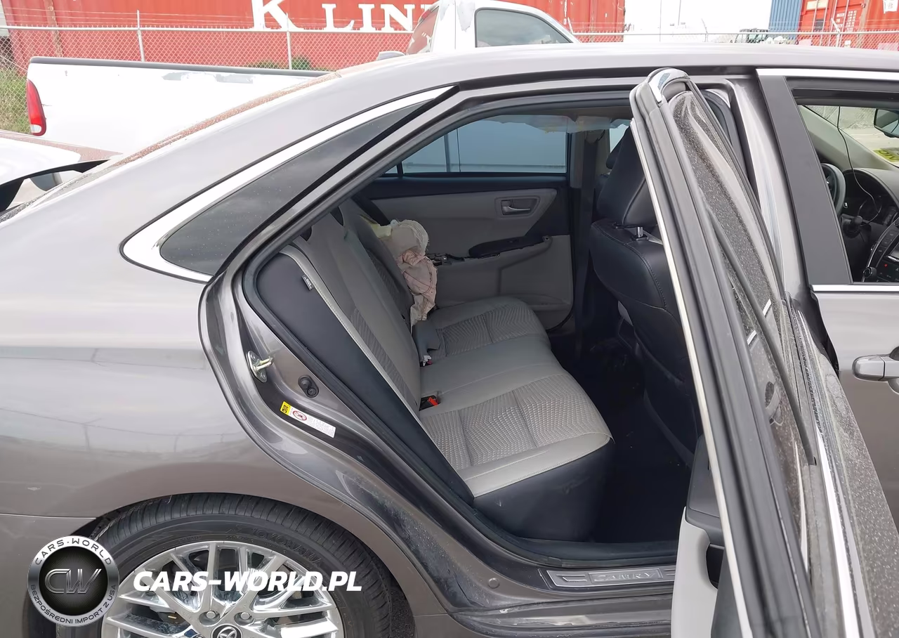 2015 Toyota Camry Se VIN:4T1BF1FK4FU482569 - 8