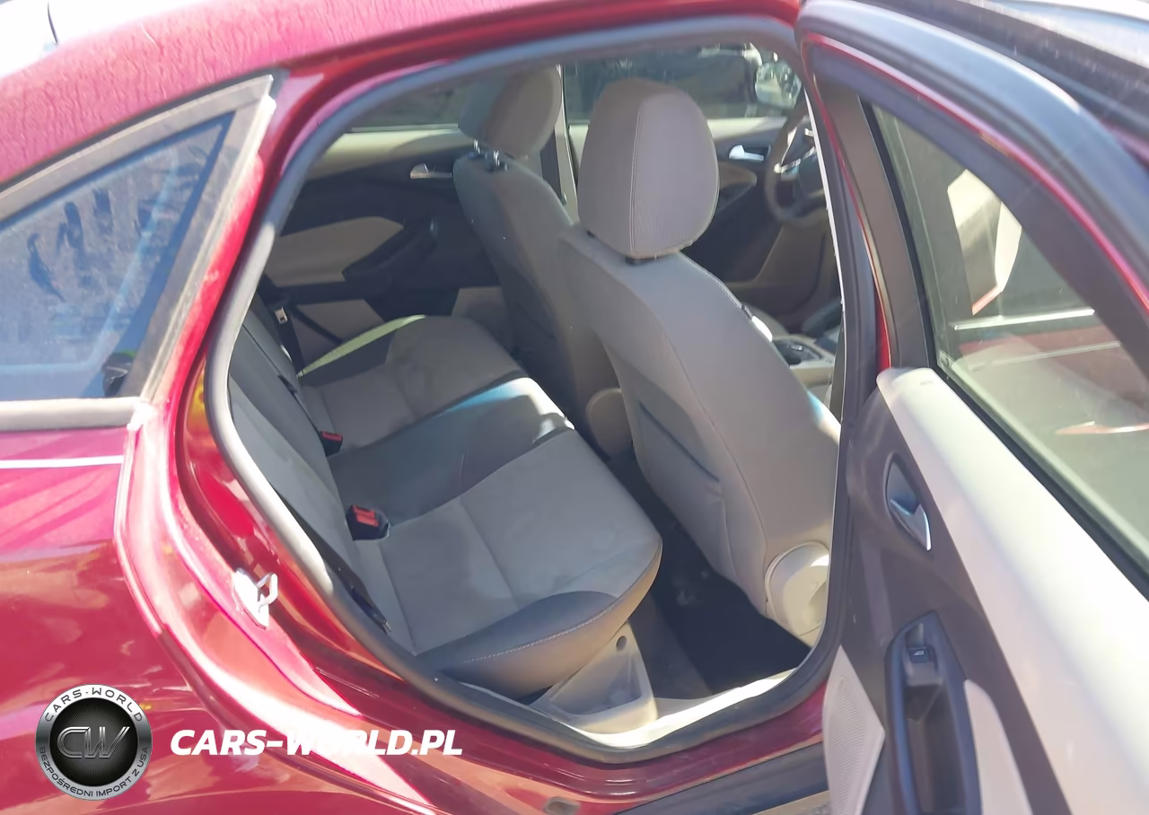 2014 Ford Focus Se VIN:1FADP3F21EL274584 - 8