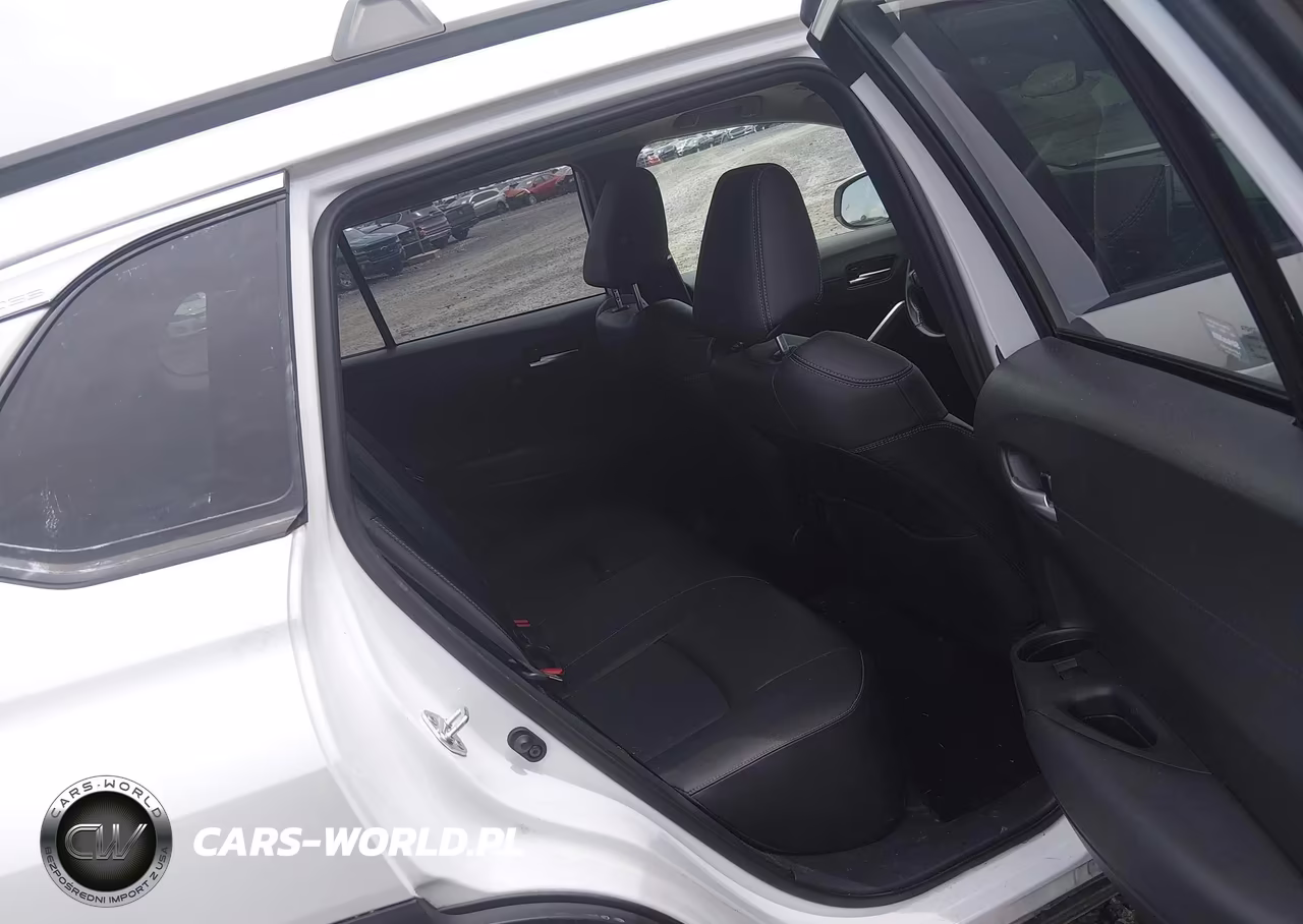 2023 Toyota Corolla Cross Xle VIN:7MUDAABG6PV076043 - 8