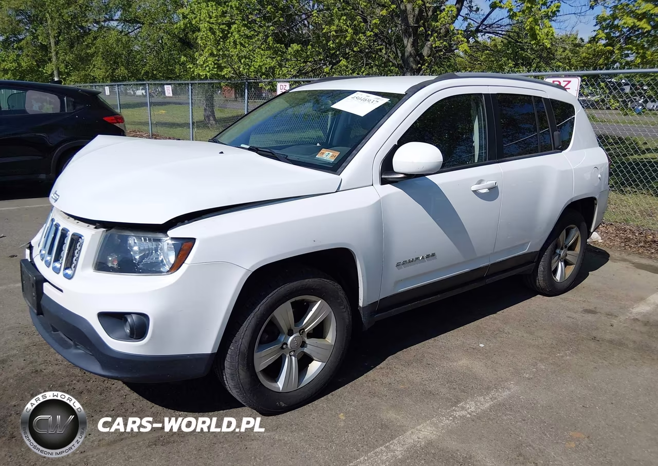 2017 Jeep Compass Latitude 4X4 VIN:1C4NJDEB4HD212201 - 2