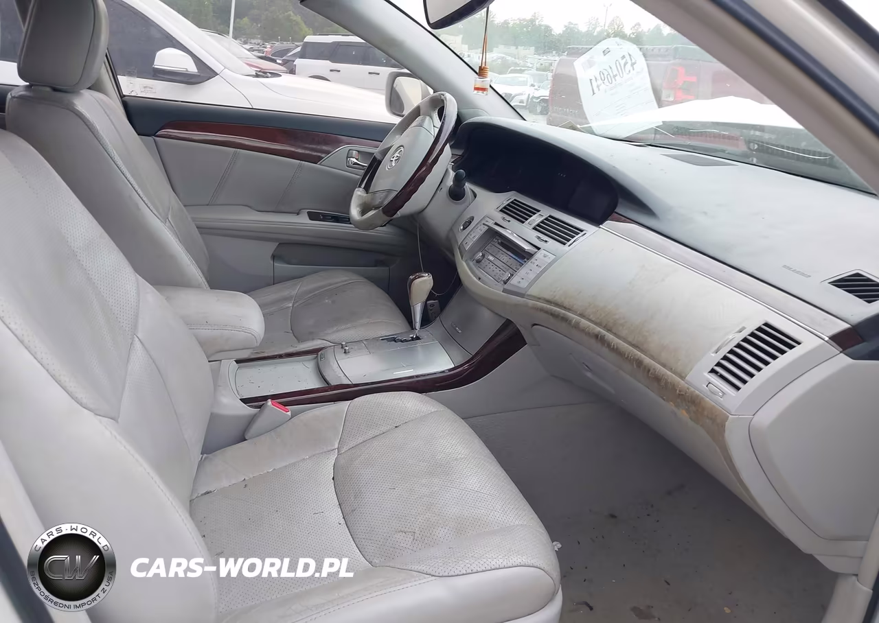 2010 Toyota Avalon Limited VIN:4T1BK3DB5AU360225 - 5