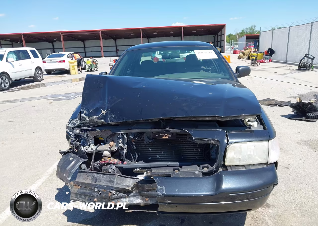 2005 Ford Crown Victoria Police VIN:2FAFP71W45X132713 - 12