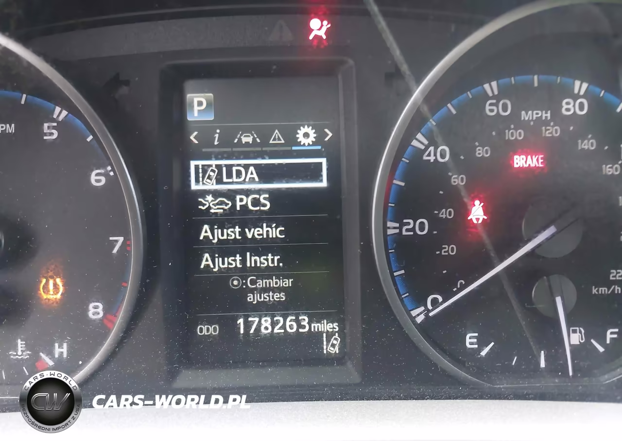 2017 Toyota Rav4 Le VIN:JTMZFREV5HJ143417 - 15