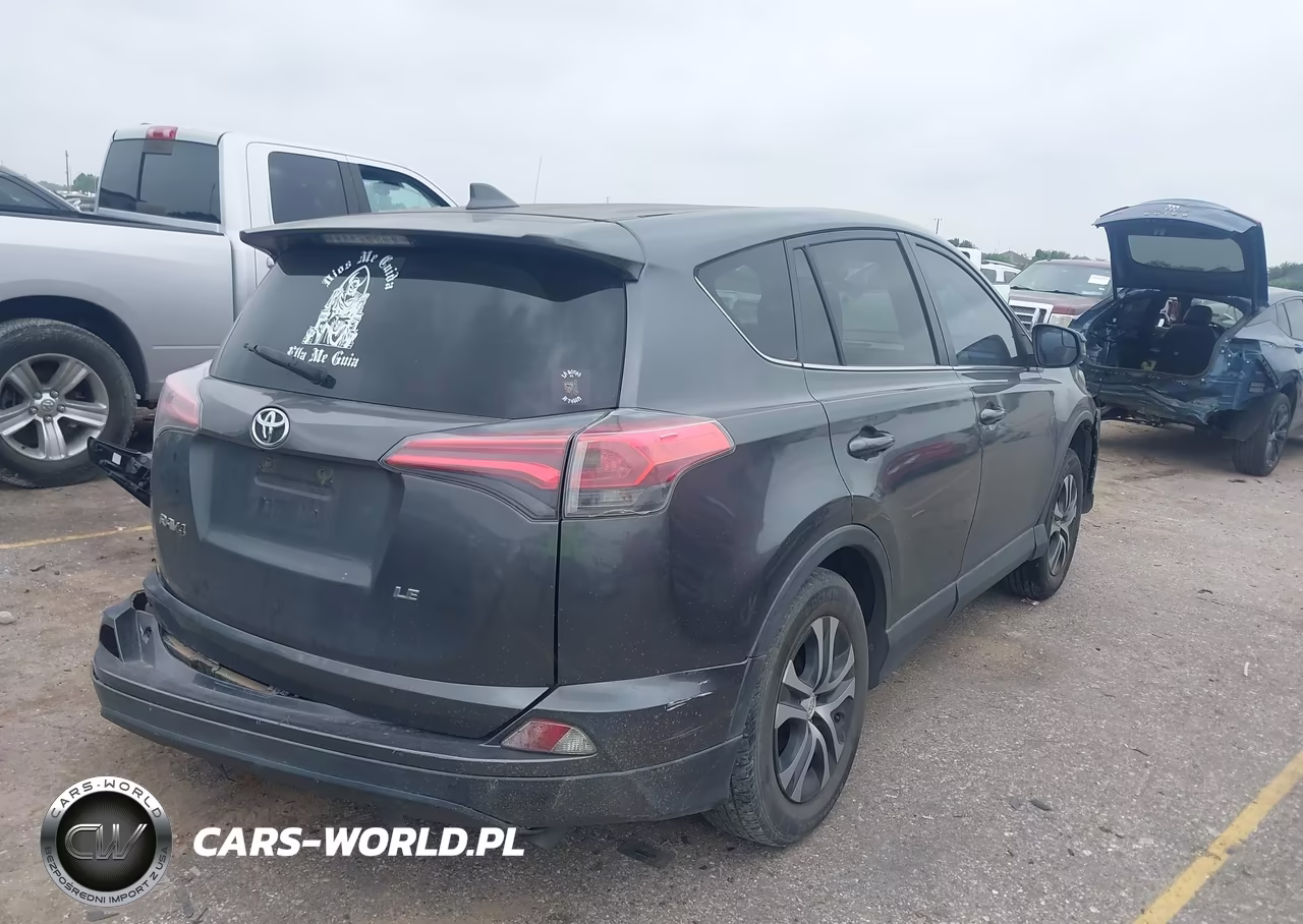2017 Toyota Rav4 Le VIN:JTMZFREV5HJ143417 - 4