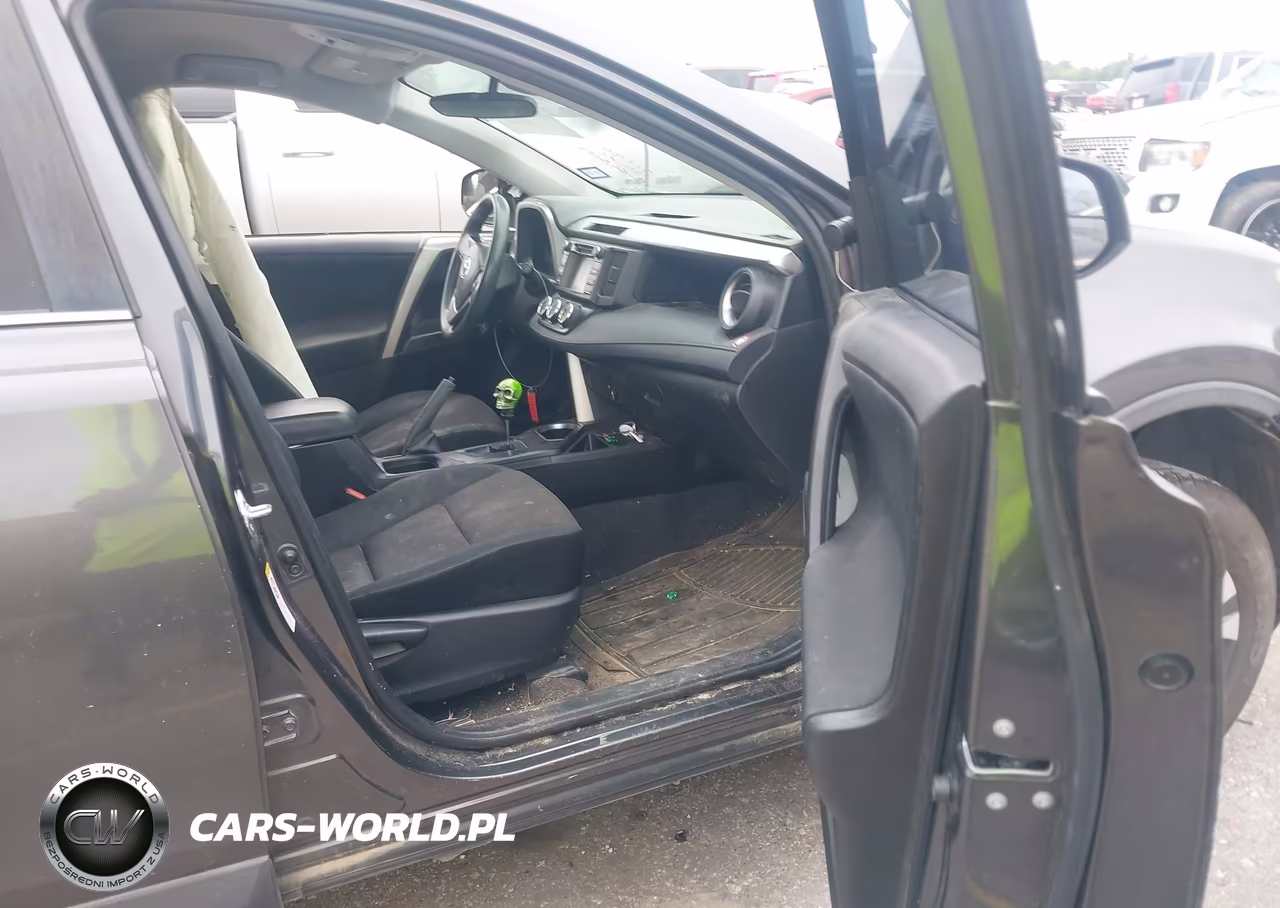 2017 Toyota Rav4 Le VIN:JTMZFREV5HJ143417 - 5