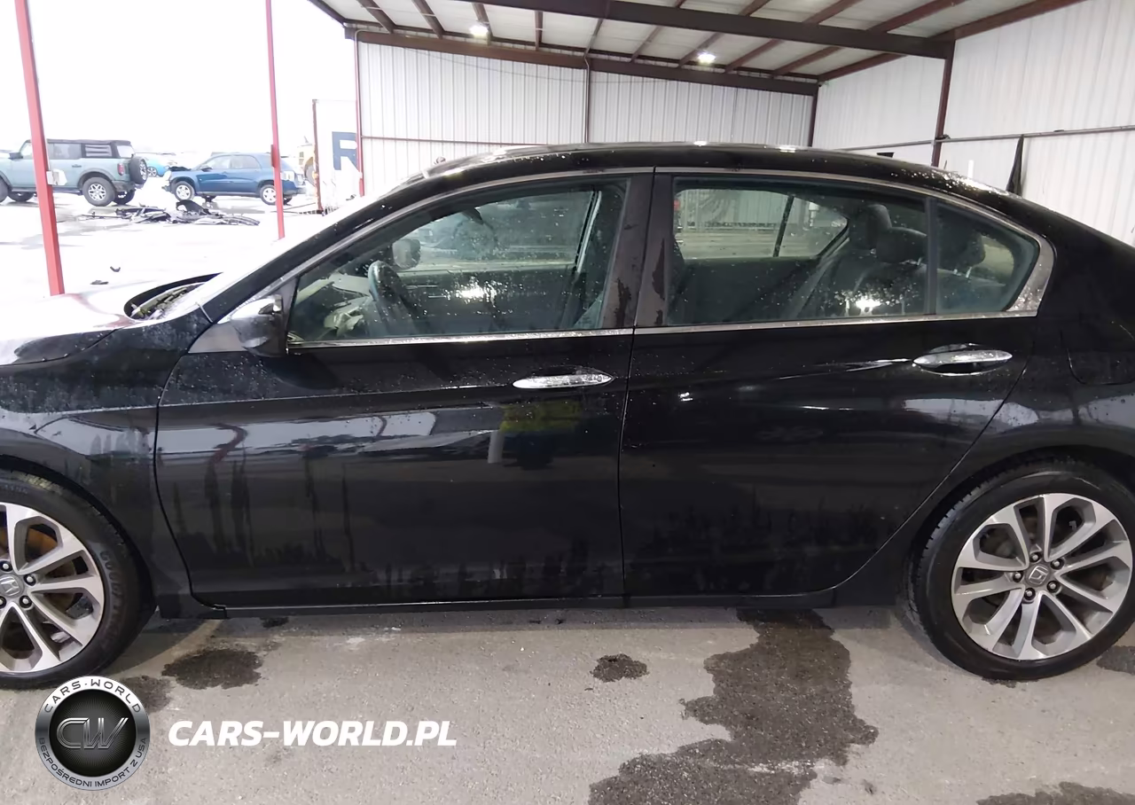 2013 Honda Accord Sport VIN:1HGCR2F50DA248560 - 14