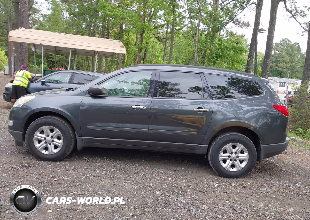 2012 Chevrolet Traverse Ls VIN:1GNKRFEDXCJ387966 - 14