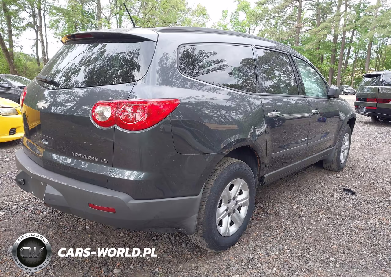 2012 Chevrolet Traverse Ls VIN:1GNKRFEDXCJ387966 - 4