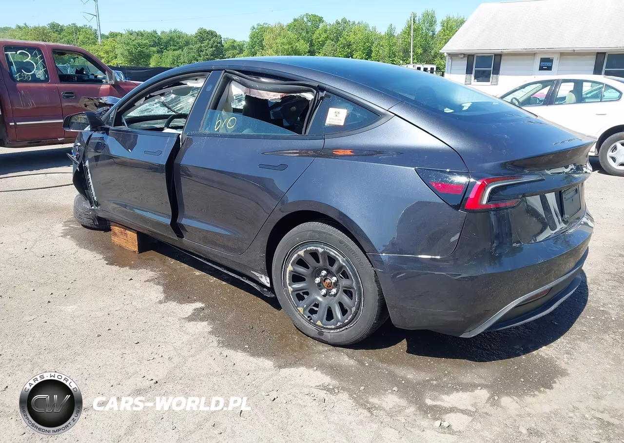2026 Tesla Model 3 VIN:5YJ3E1EA2TF141812 - 3