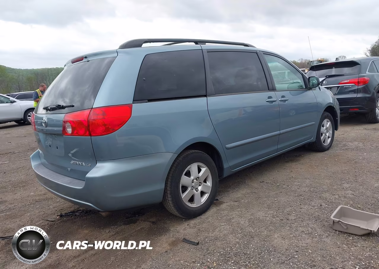 2008 Toyota Sienna Le VIN:5TDZK23C88S213869 - 4