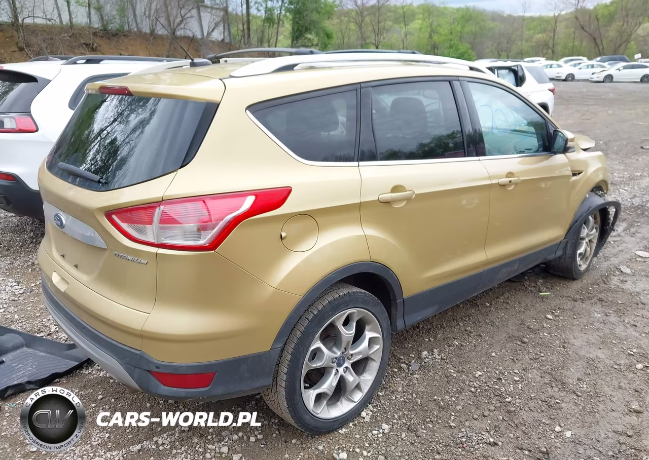 2014 Ford Escape Titanium VIN:1FMCU9JX4EUE22527 - 4