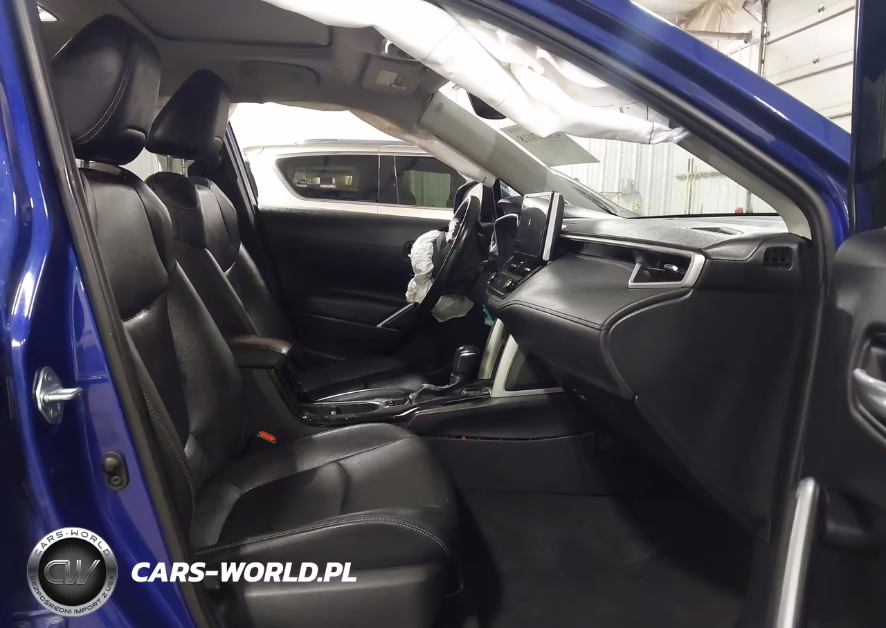 2024 Toyota Corolla Cross Xle VIN:7MUDAABG0RV114336 - 5
