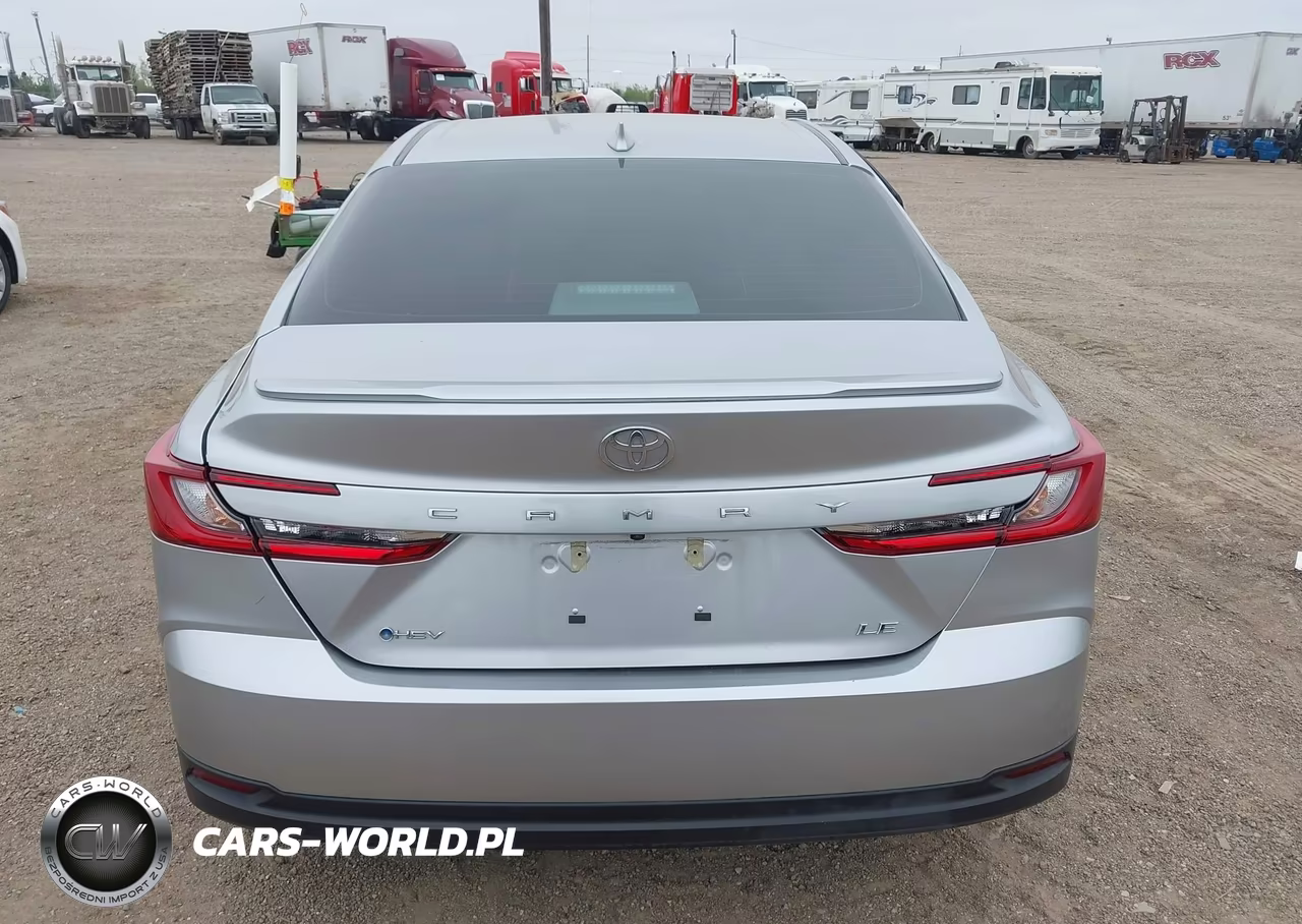 2025 Toyota Camry Le VIN:4T1DAACK5SU618858 - 17