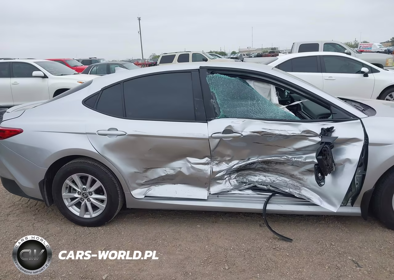 2025 Toyota Camry Le VIN:4T1DAACK5SU618858 - 6