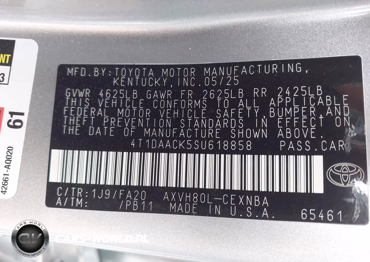 2025 Toyota Camry Le VIN:4T1DAACK5SU618858 - 9