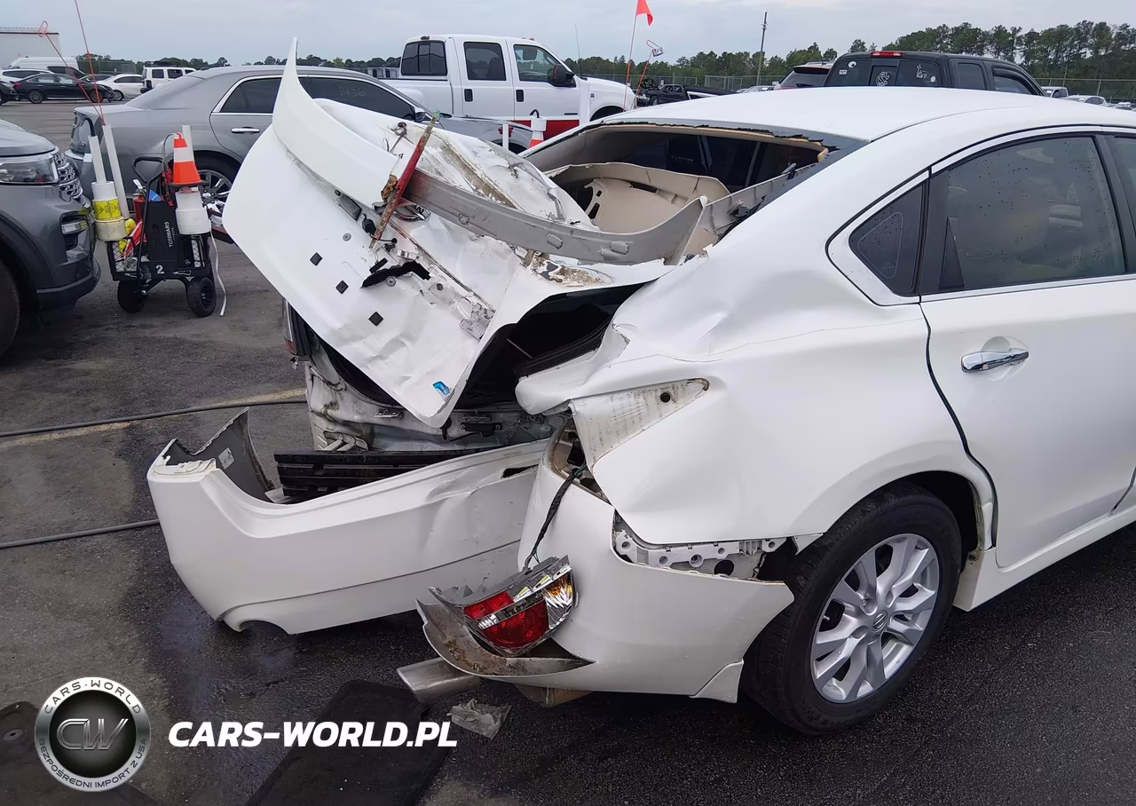 2014 Nissan Altima 2.5 S VIN:1N4AL3AP9EN382330 - 17