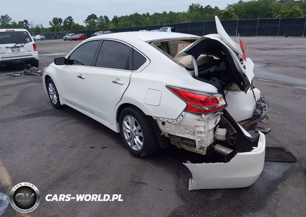 2014 Nissan Altima 2.5 S VIN:1N4AL3AP9EN382330 - 3