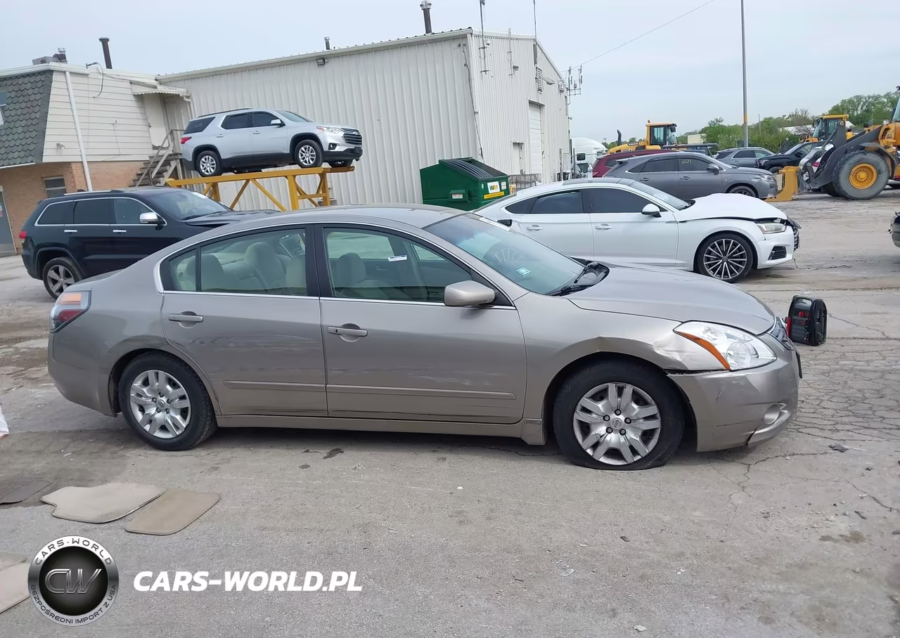 2011 Nissan Altima 2.5 S VIN:1N4AL2AP8BC106917 - 12