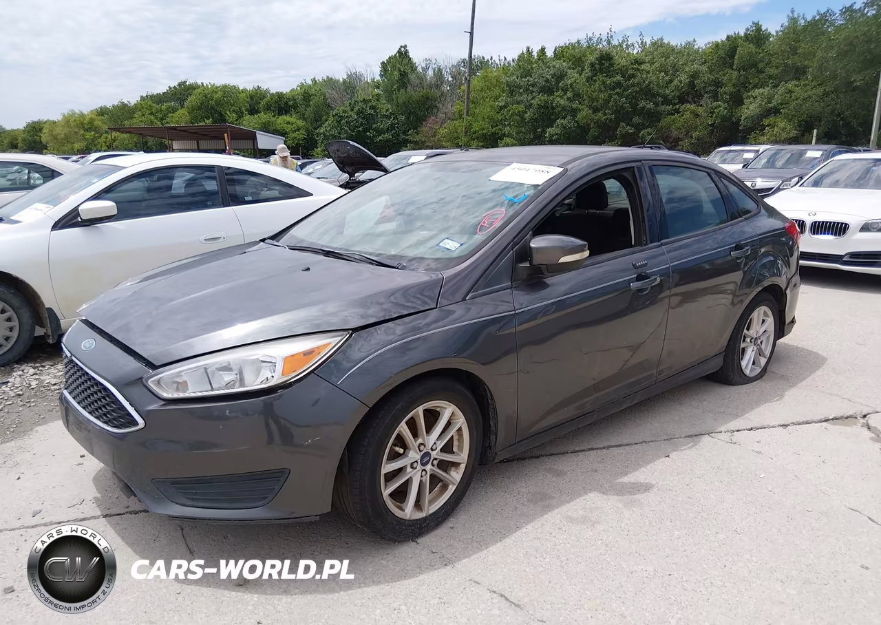 2016 Ford Focus Se VIN:1FADP3F24GL208727 - 2