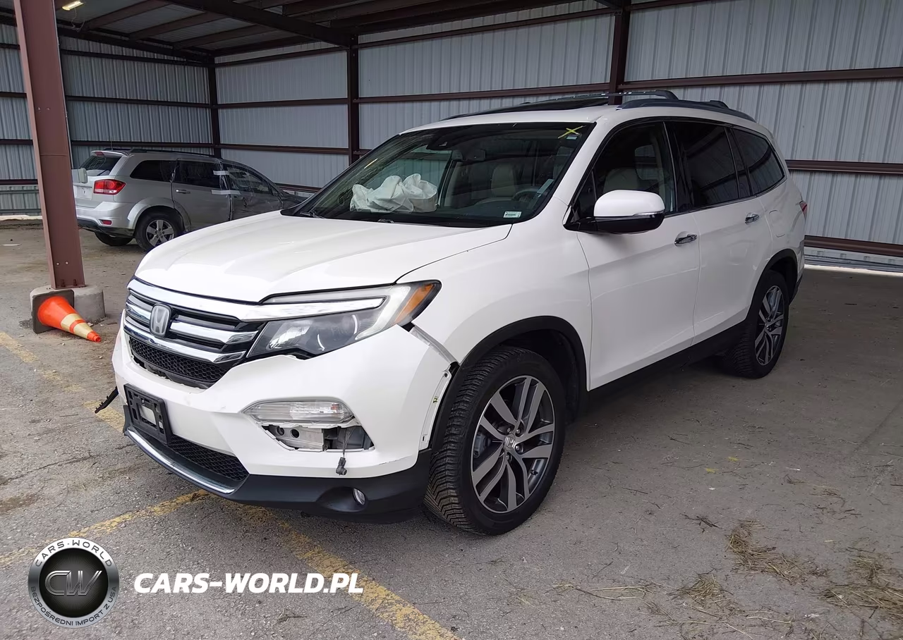 2016 Honda Pilot Touring VIN:5FNYF6H97GB101135 - 2