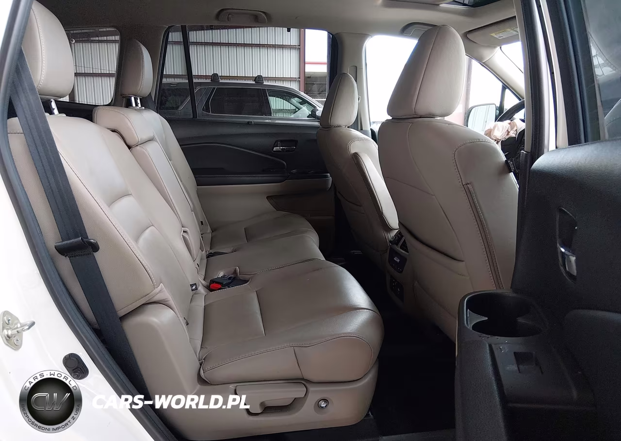 2016 Honda Pilot Touring VIN:5FNYF6H97GB101135 - 8