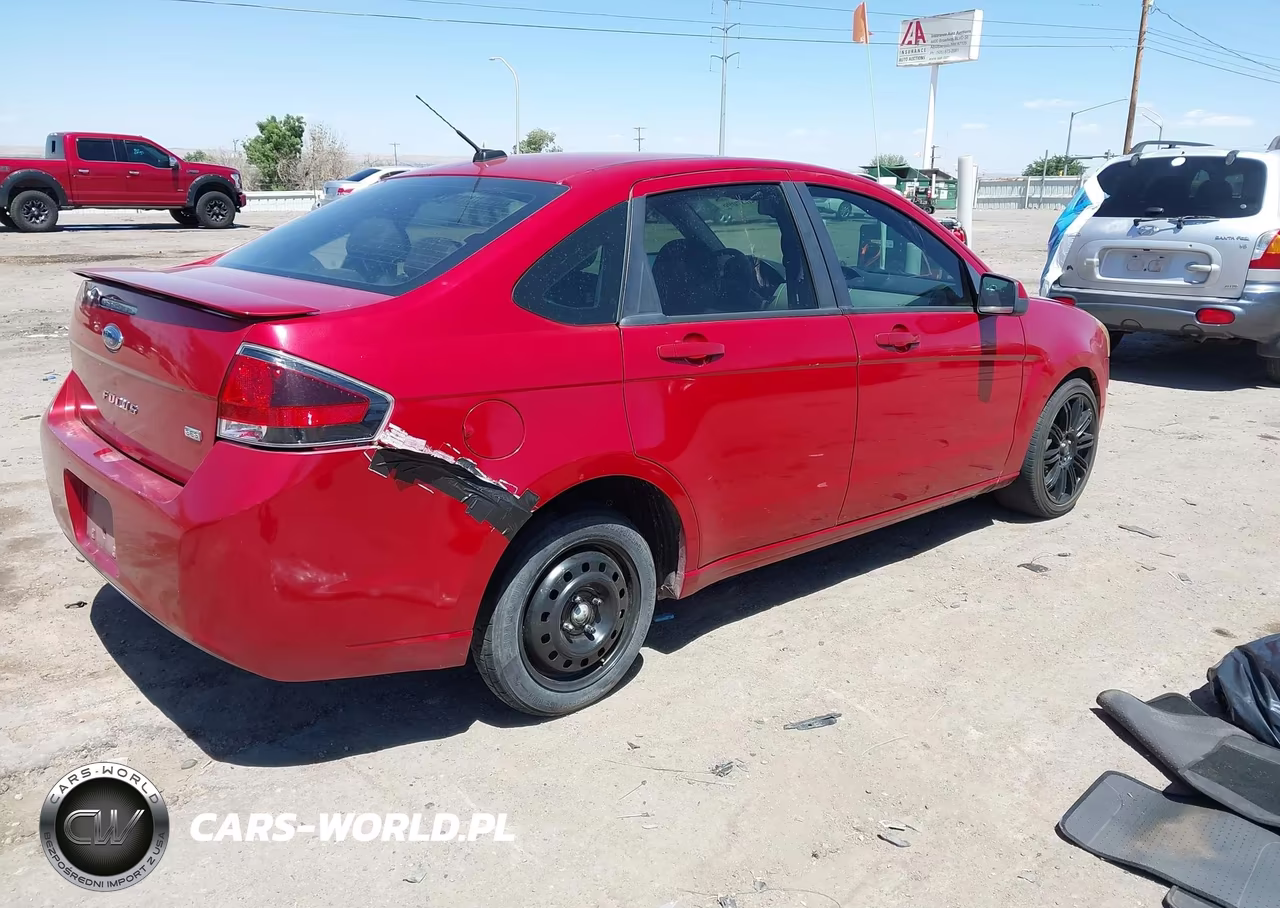 2011 Ford Focus Ses VIN:1FAHP3GN7BW107487 - 4