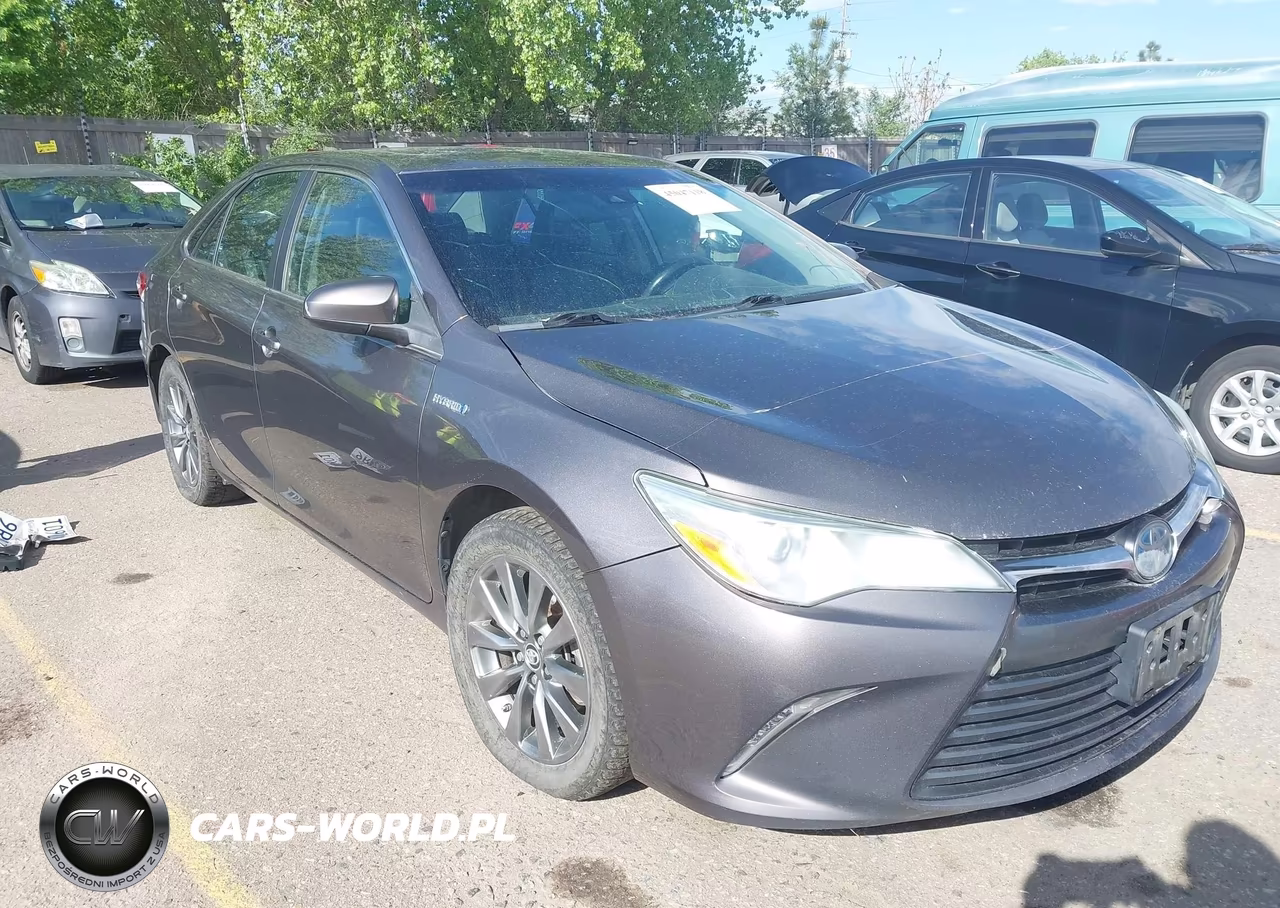 2015 Toyota Camry Hybrid Xle