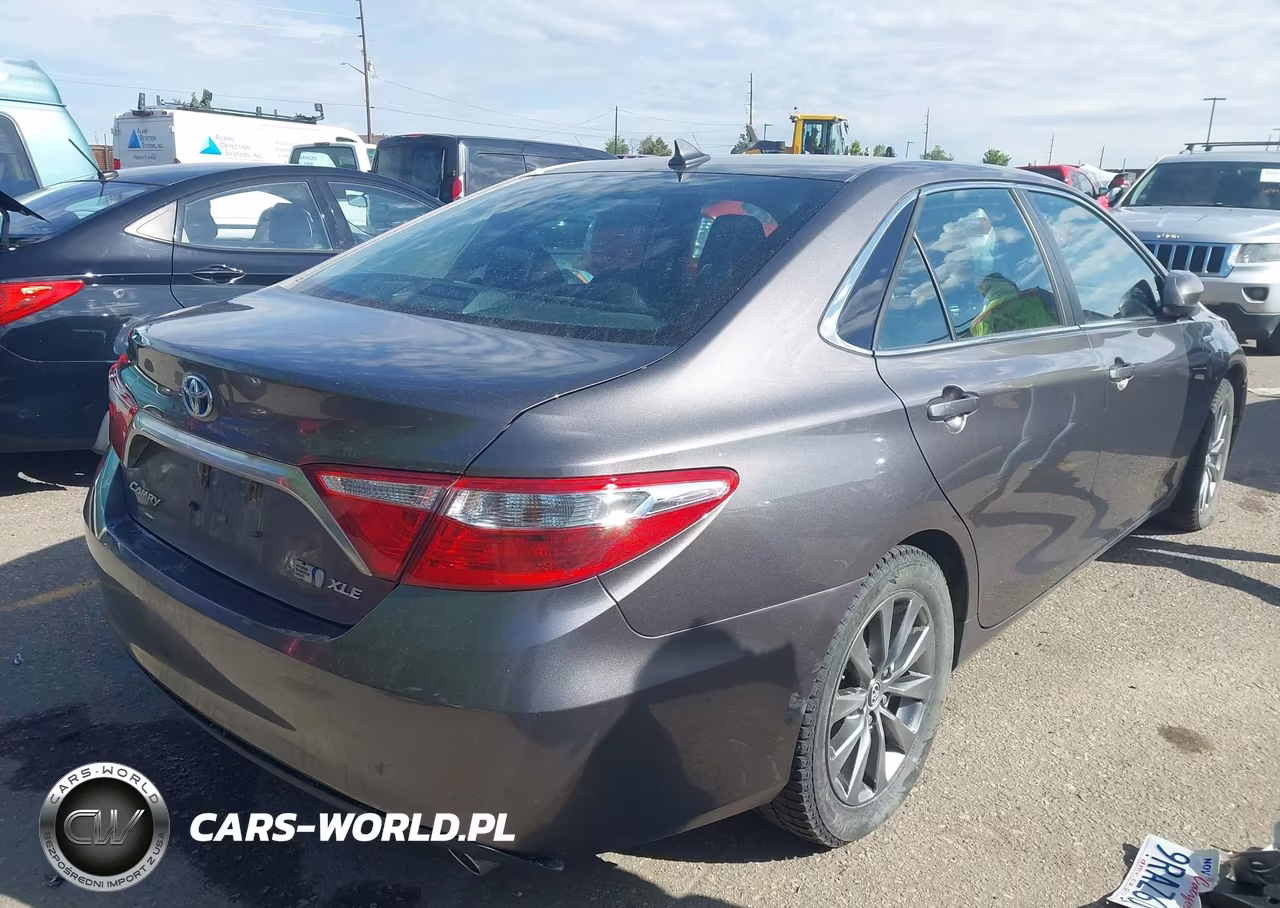 2015 Toyota Camry Hybrid Xle VIN:4T1BD1FK3FU147163 - 4