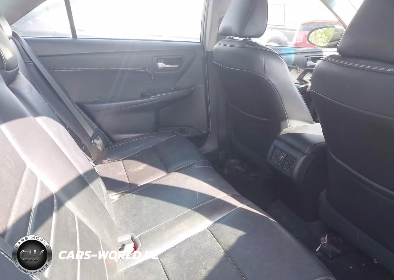 2015 Toyota Camry Hybrid Xle VIN:4T1BD1FK3FU147163 - 8