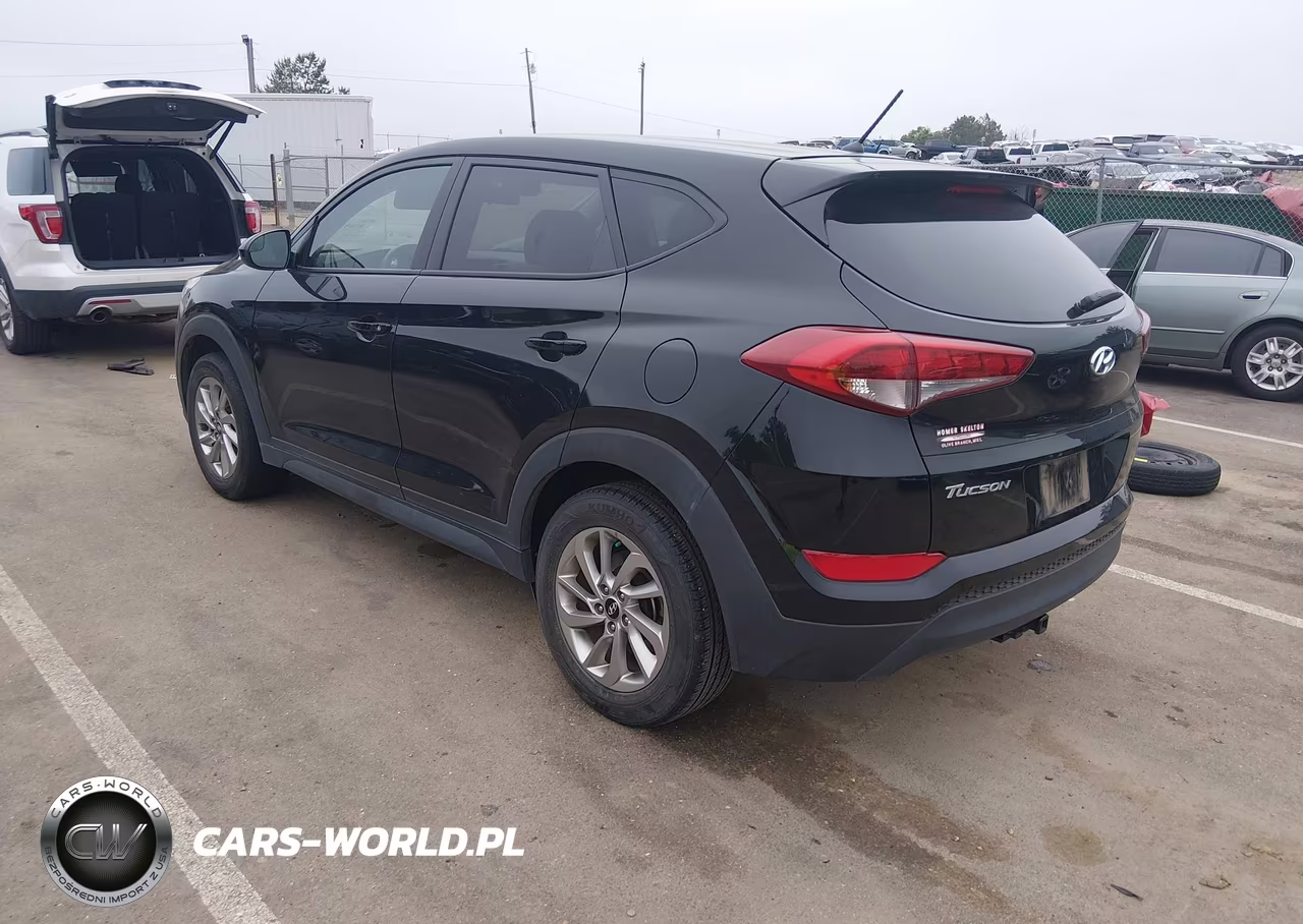 2018 Hyundai Tucson Se VIN:KM8J23A41JU634103 - 3