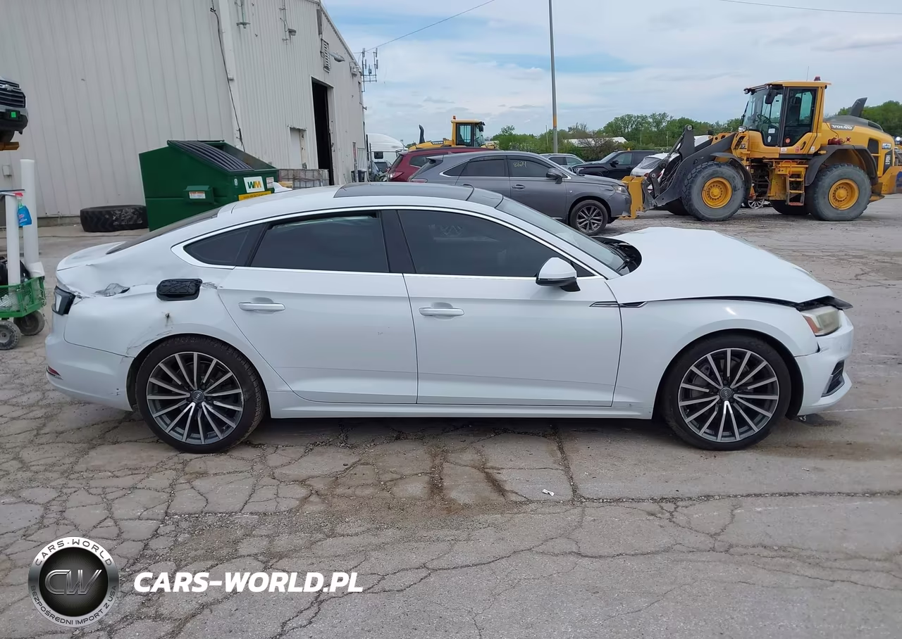 2019 Audi A5 45 Premium VIN:WAUBNCF5XKA050414 - 14